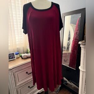 Red and Black Side Zip Nursing Nightgown Size XXL